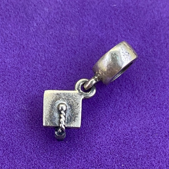 💛 Pandora Sterling Silver Graduation Cap Charm - Picture 2 of 4